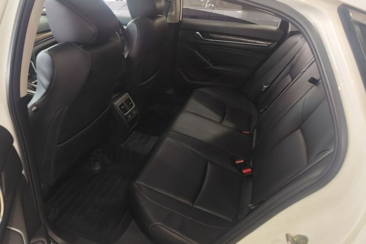 Used Honda Accord 2022 260TURBO Phantom Night · Prestige Edition Left Rear Seat