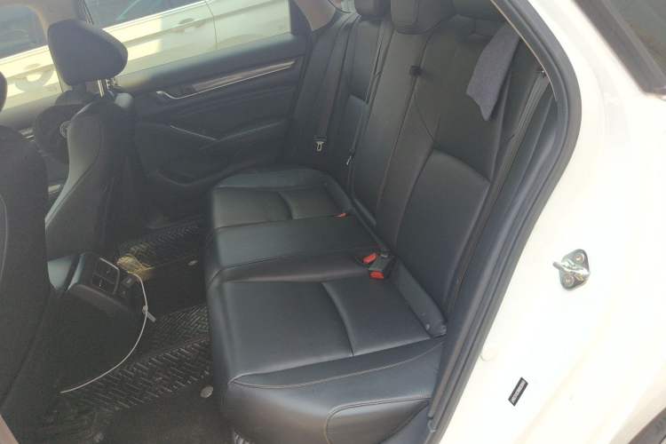 Used Honda Accord 2022 260TURBO Phantom Night · Prestige Edition Left Rear Seat