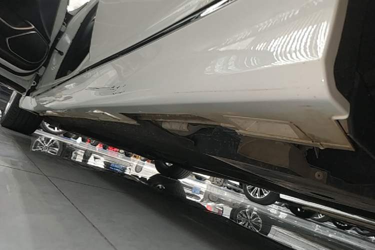 Used Honda Accord 2022 260TURBO Luxury Edition Left Side Sill