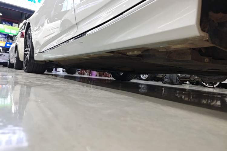 Used Honda Accord 2022 260TURBO Phantom Night · Prestige Edition Left Side Sill