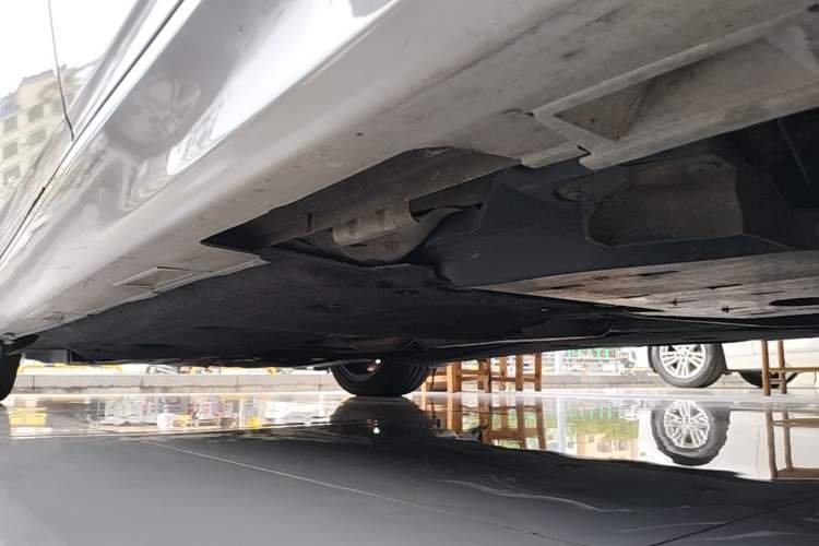 Used Honda Accord 2022 260TURBO Phantom Night · Prestige Edition Left Side Sill