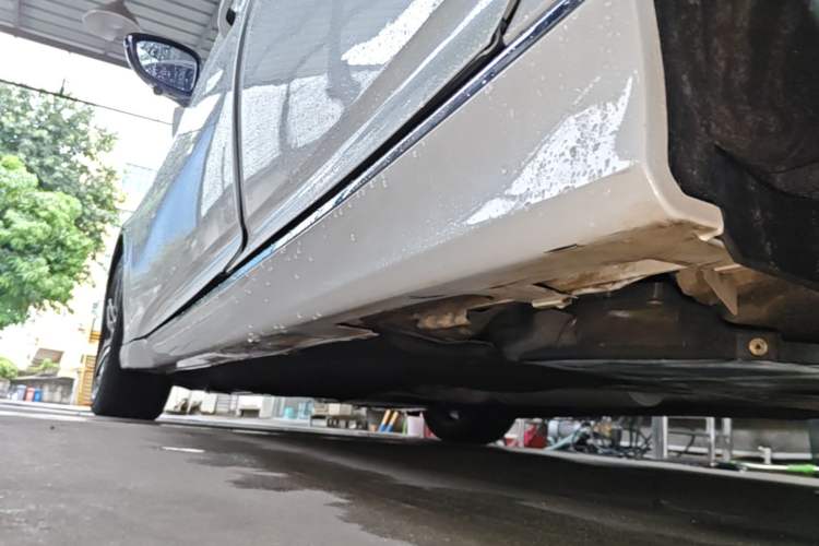 Used Honda Accord 2022 260TURBO Phantom Night · Prestige Edition Left Side Sill