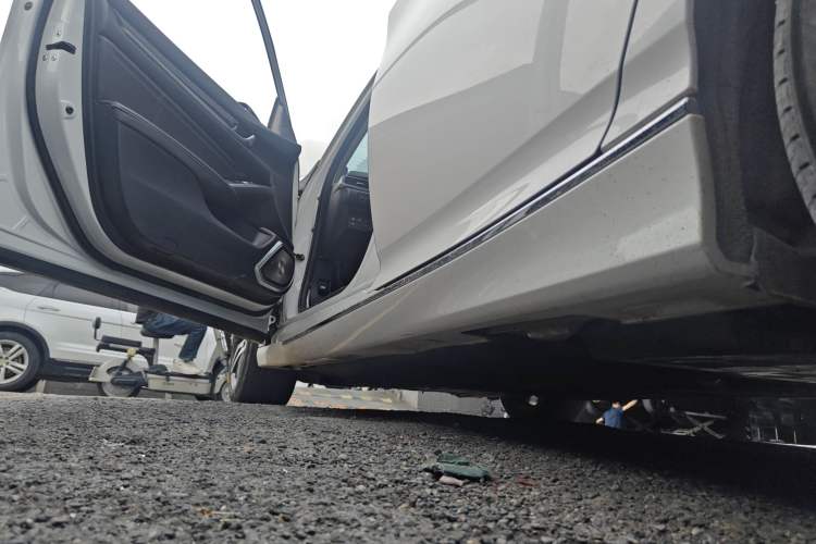 Used Honda Accord 2022 260TURBO Phantom Night · Prestige Edition Left Side Sill