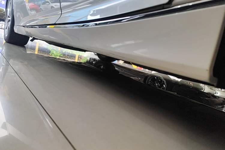Used Honda Accord 2022 260TURBO Luxury Edition Left Side Sill