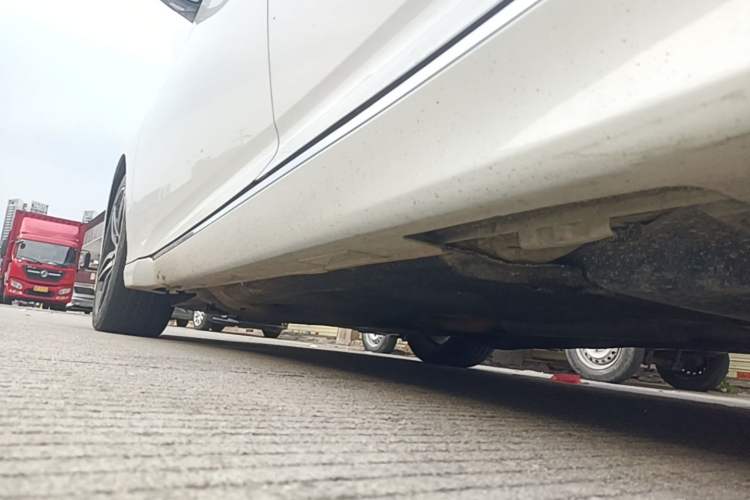 Used Honda Accord 2022 260TURBO Phantom Night · Prestige Edition Left Side Sill