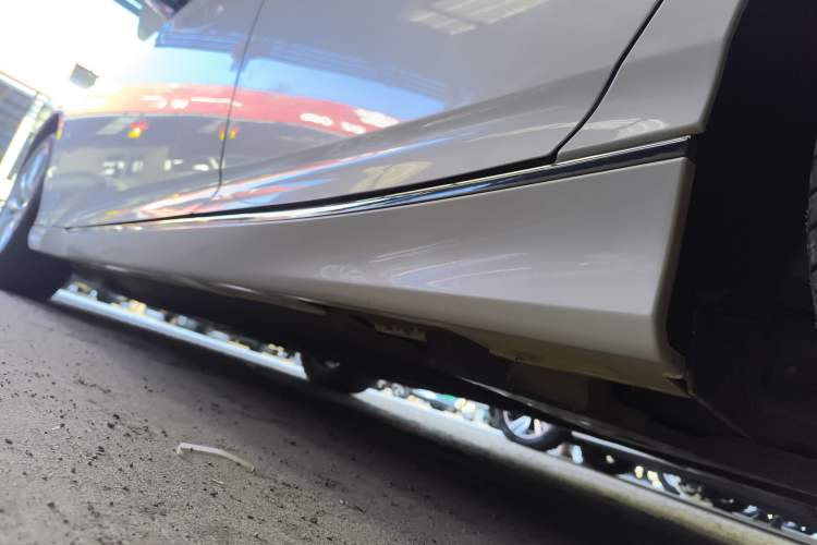 Used Honda Accord 2022 260TURBO Luxury Edition Left Side Sill