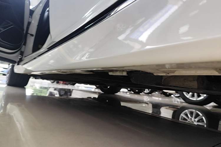 Used Honda Accord 2022 260TURBO Phantom Night · Prestige Edition Left Side Sill