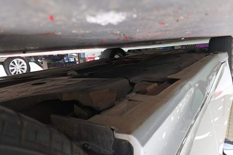 Used Honda Accord 2022 260TURBO Luxury Edition Left Side Sill