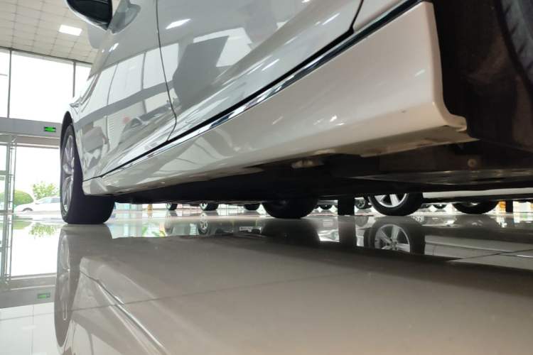 Used Honda Accord 2022 260TURBO Luxury Edition Left Side Sill