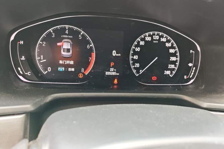 Used Honda Accord 2022 260TURBO Luxury Edition Odometer Close Up