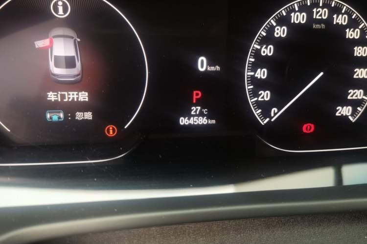Used Honda Accord 2022 260TURBO Luxury Edition Odometer Close Up