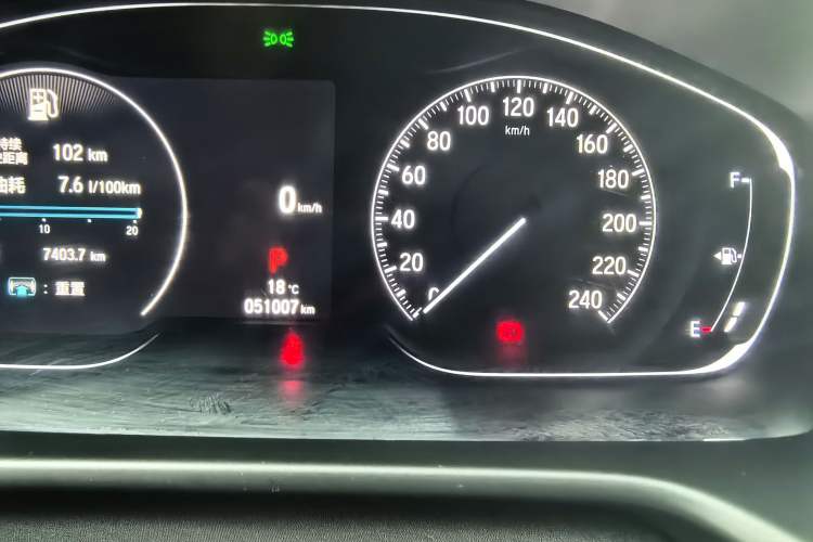 Used Honda Accord 2022 260TURBO Luxury Edition Odometer Close Up