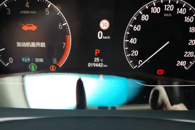 Used Honda Accord 2022 260TURBO Phantom Night · Prestige Edition Odometer Close Up