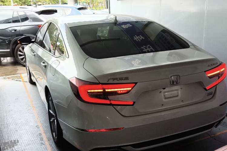Used Honda Accord 2022 260TURBO Luxury Edition Rear Left 45 Deg