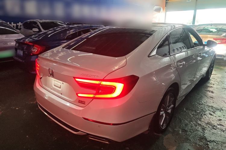 Used Honda Accord 2022 260TURBO Luxury Edition Rear Right 45 Deg