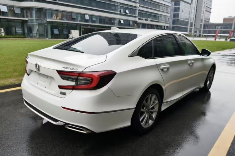 Used Honda Accord 2022 260TURBO Luxury Edition Rear Right 45 Deg
