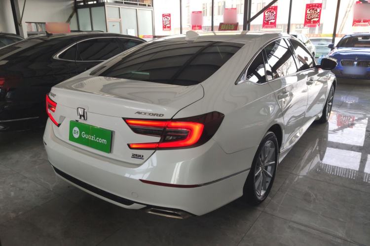 Used Honda Accord 2022 260TURBO Luxury Edition Rear Right 45 Deg