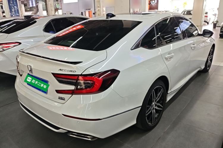 Used Honda Accord 2022 260TURBO Phantom Night · Prestige Edition Rear Right 45 Deg