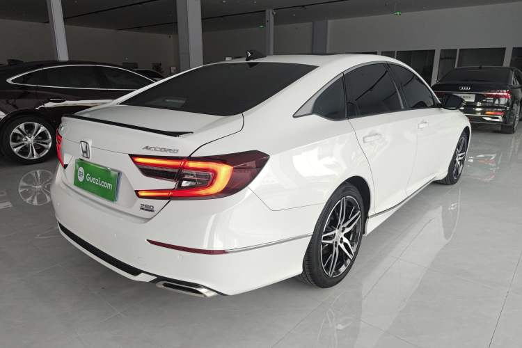 Used Honda Accord 2022 260TURBO Phantom Night · Prestige Edition Rear Right 45 Deg