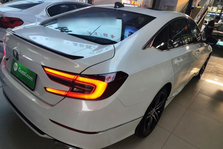 Used Honda Accord 2022 260TURBO Phantom Night · Prestige Edition Rear Right 45 Deg