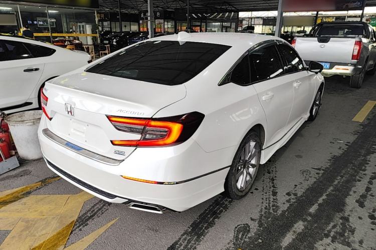 Used Honda Accord 2022 260TURBO Luxury Edition Rear Right 45 Deg