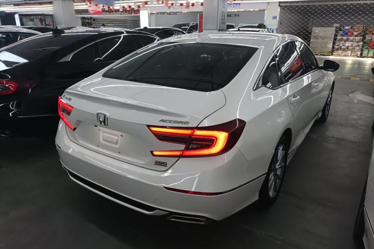 Used Honda Accord 2022 260TURBO Luxury Edition Rear Right 45 Deg