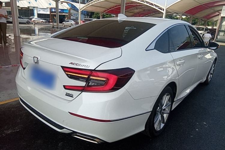 Used Honda Accord 2022 260TURBO Luxury Edition Rear Right 45 Deg