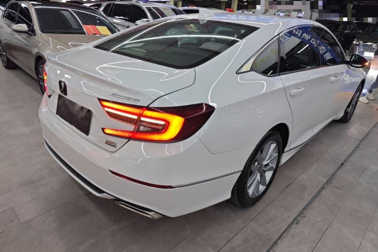 Used Honda Accord 2022 260TURBO Luxury Edition Rear Right 45 Deg