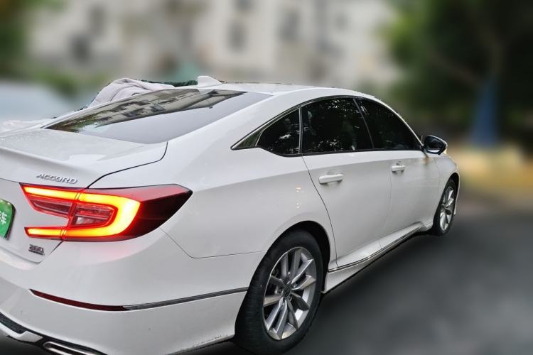 Used Honda Accord 2022 260TURBO Luxury Edition Rear Right 45 Deg