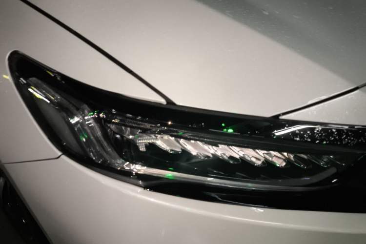 Used Honda Accord 2022 260TURBO Phantom Night · Prestige Edition Right Front Headlight