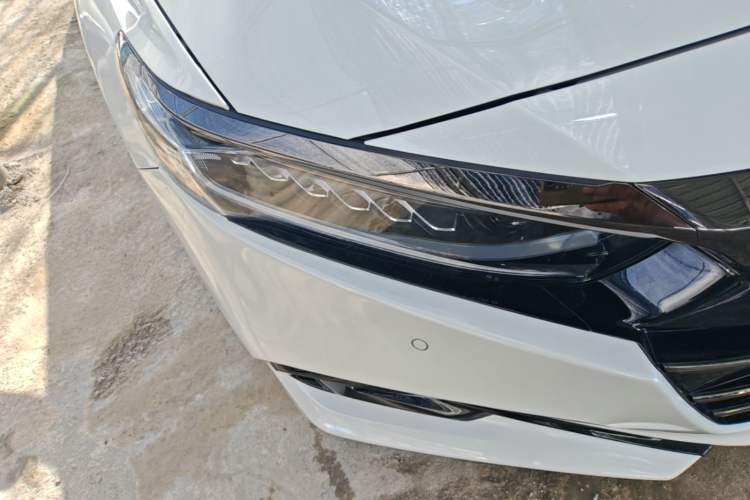 Used Honda Accord 2022 260TURBO Phantom Night · Prestige Edition Right Front Headlight