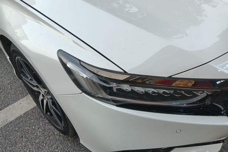 Used Honda Accord 2022 260TURBO Phantom Night · Prestige Edition Right Front Headlight