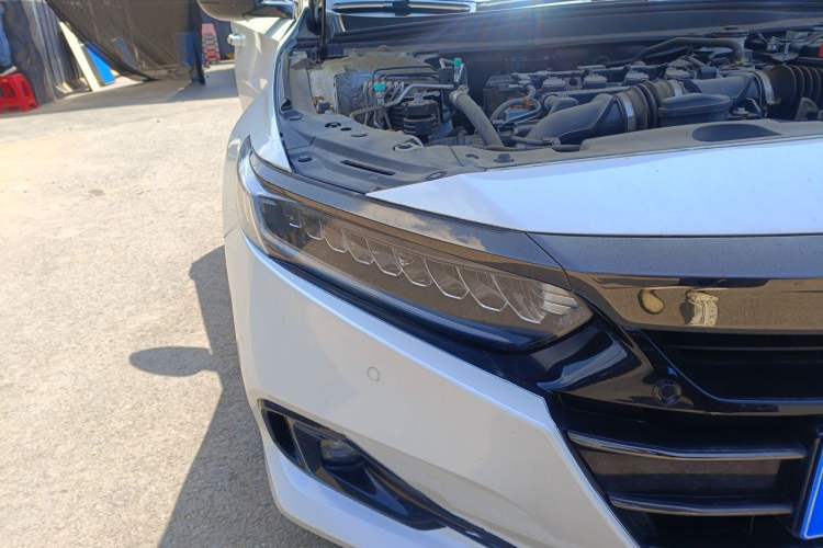 Used Honda Accord 2022 260TURBO Phantom Night · Prestige Edition Right Front Headlight