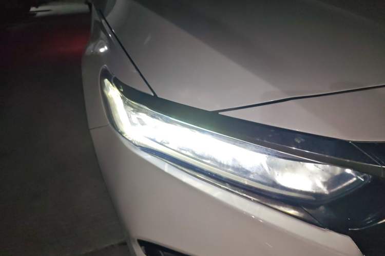 Used Honda Accord 2022 260TURBO Luxury Edition Right Front Headlight