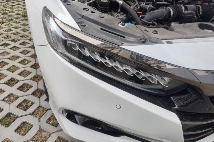Used Honda Accord 2022 260TURBO Phantom Night · Prestige Edition Right Front Headlight