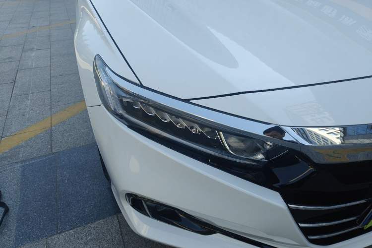 Used Honda Accord 2022 260TURBO Luxury Edition Right Front Headlight