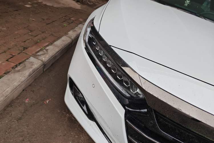 Used Honda Accord 2022 260TURBO Phantom Night · Prestige Edition Right Front Headlight