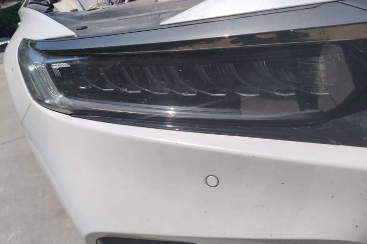 Used Honda Accord 2022 260TURBO Phantom Night · Prestige Edition Right Front Headlight