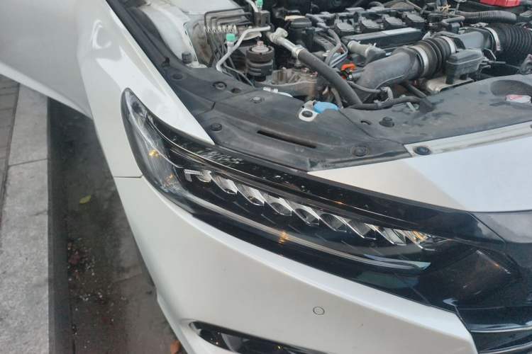 Used Honda Accord 2022 260TURBO Phantom Night · Prestige Edition Right Front Headlight
