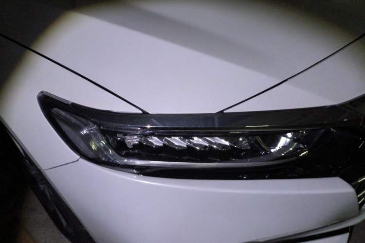 Used Honda Accord 2022 260TURBO Luxury Edition Right Front Headlight