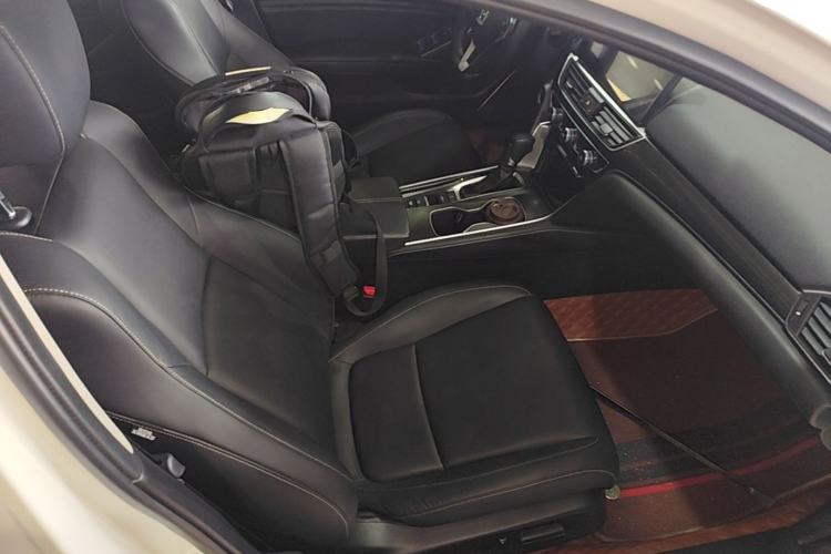 Used Honda Accord 2022 260TURBO Phantom Night · Prestige Edition Right Front Seat