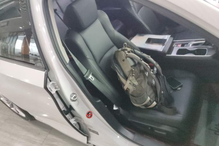 Used Honda Accord 2022 260TURBO Luxury Edition Right Front Seat
