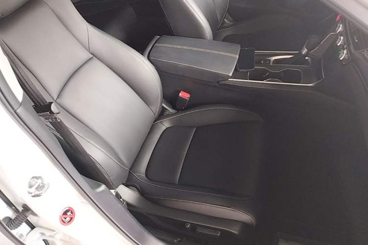Used Honda Accord 2022 260TURBO Phantom Night · Prestige Edition Right Front Seat