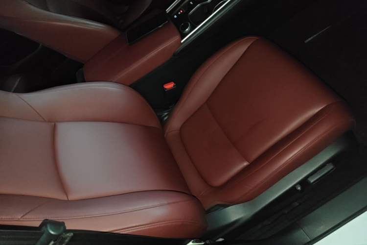 Used Honda Accord 2022 260TURBO Phantom Night · Prestige Edition Right Front Seat