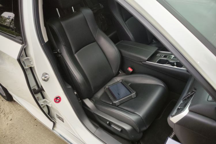 Used Honda Accord 2022 260TURBO Luxury Edition Right Front Seat