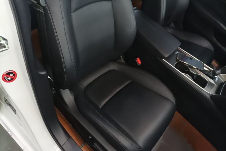Used Honda Accord 2022 260TURBO Luxury Edition Right Front Seat