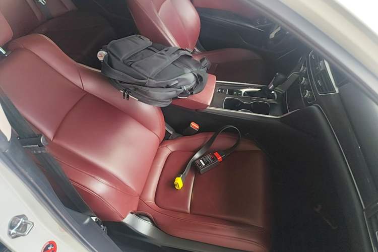 Used Honda Accord 2022 260TURBO Phantom Night · Prestige Edition Right Front Seat