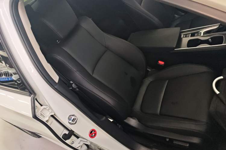 Used Honda Accord 2022 260TURBO Luxury Edition Right Front Seat
