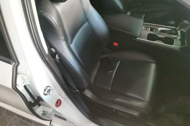Used Honda Accord 2022 260TURBO Luxury Edition Right Front Seat