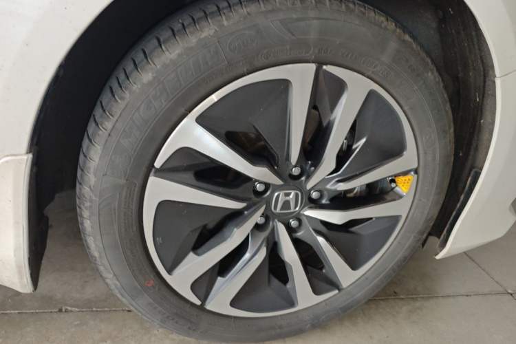 Used Honda Accord 2022 Xing·Hybrid 2.0L Xingling Version Right Front Wheel Hub